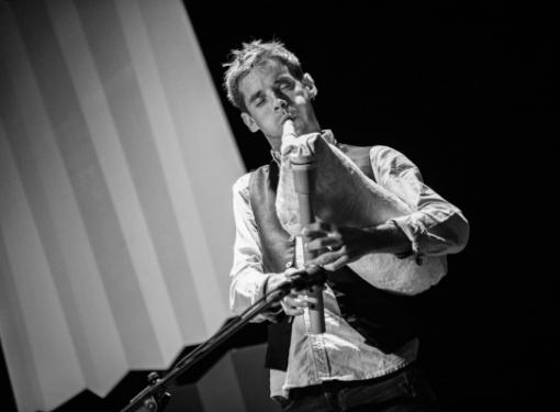 Vermut cantat amb Ivan Caro
